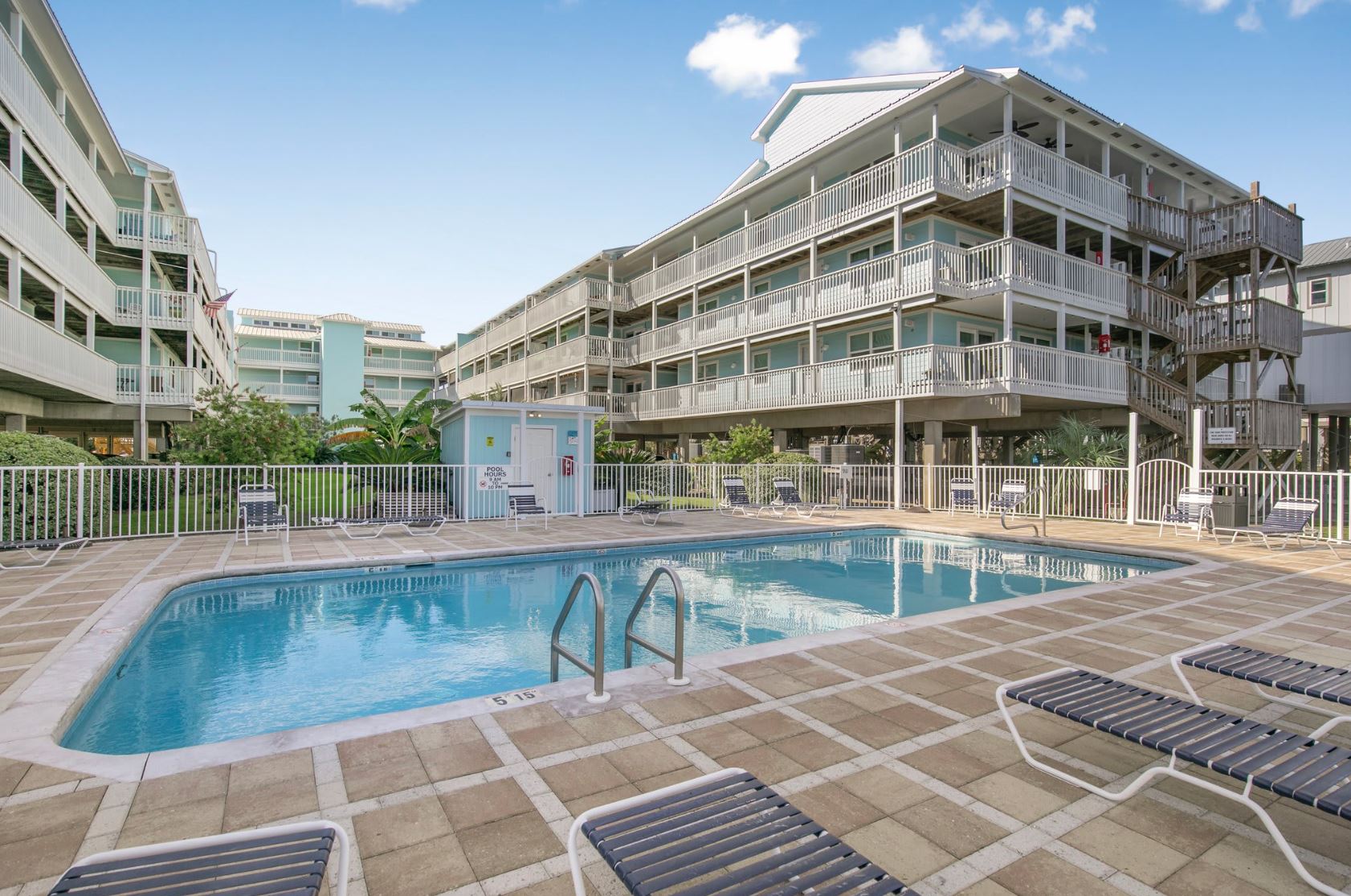 Resort Lagoon Run